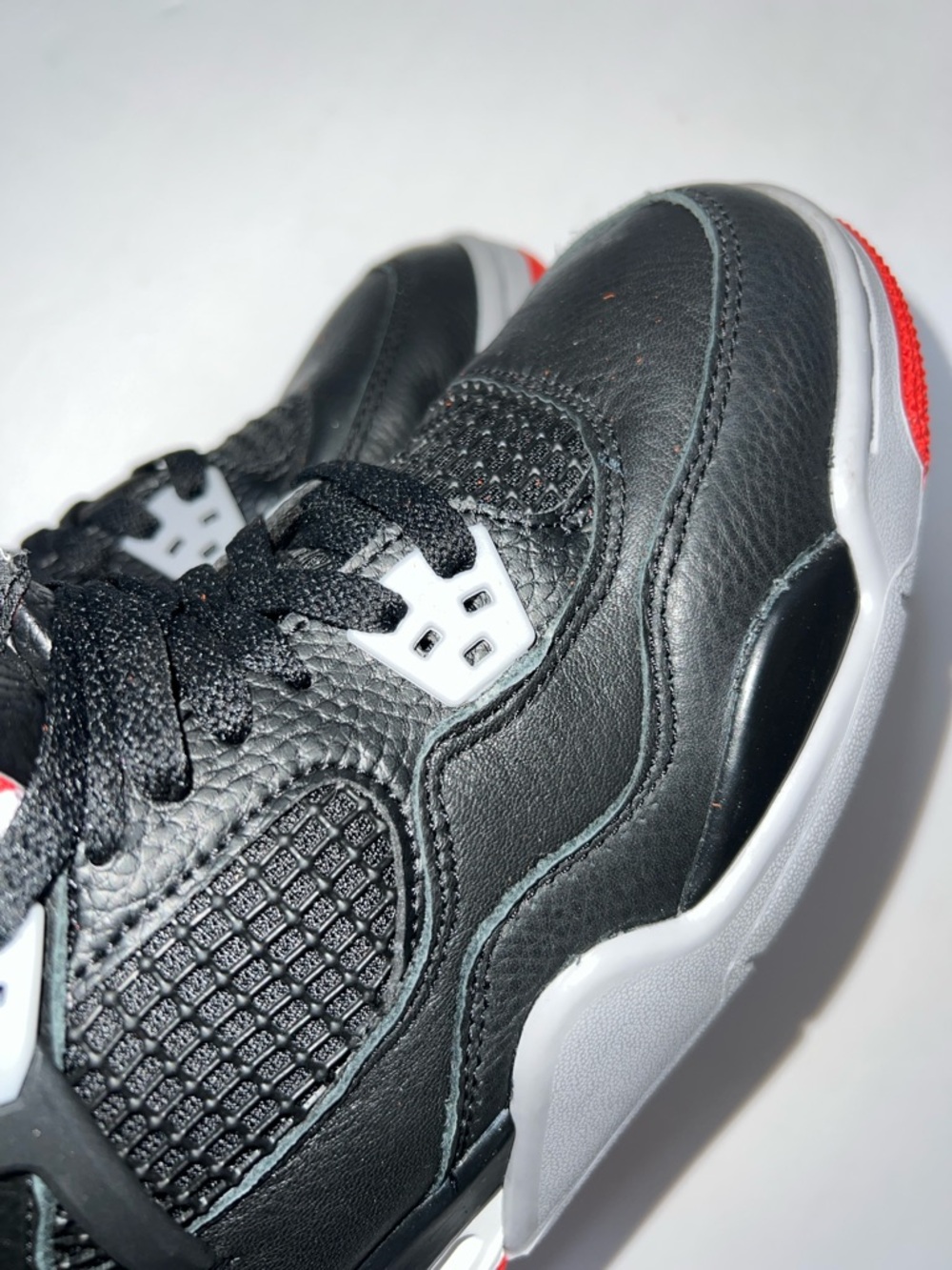 Nike Air Jordan 4 Retro ‘Bred size 7Y - Picture 10 of 11